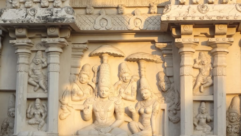 Shiva et Parvati, temple de Kailasanathar, à kanchipuram