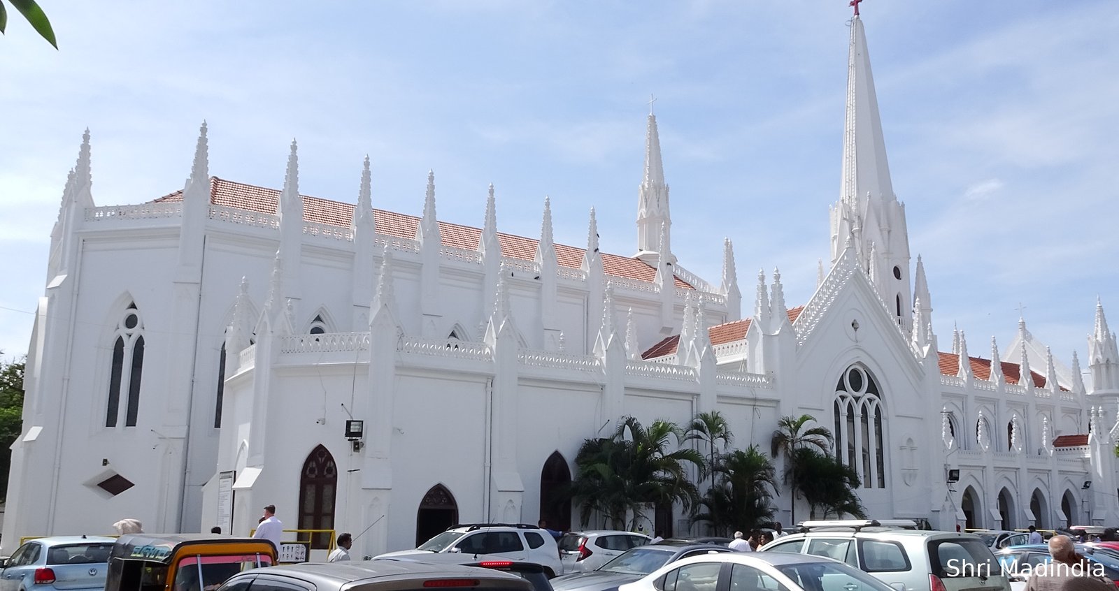 cathédrale san thome, basilique de saint-thomas à chennai