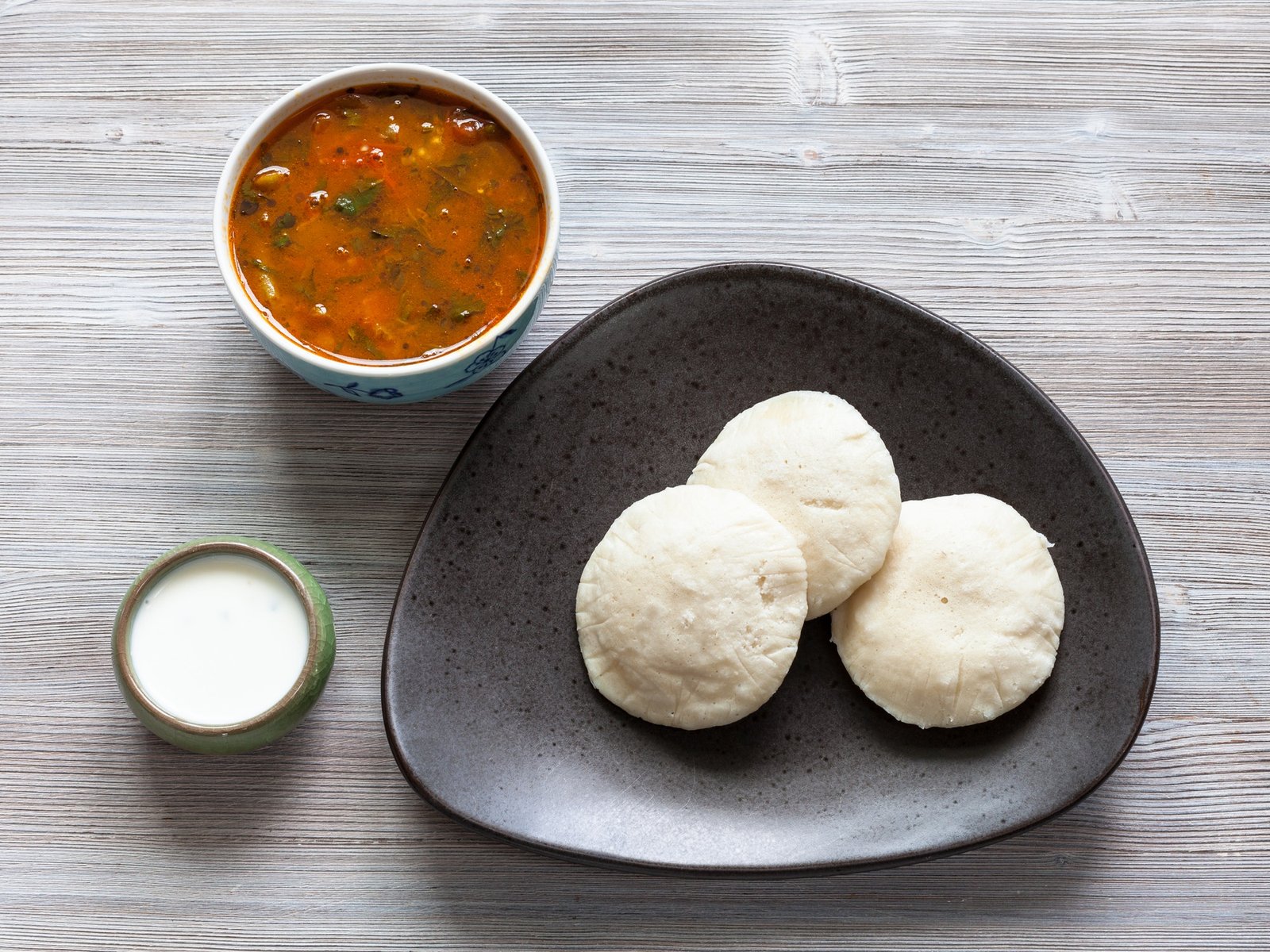 Comment faire des idlis et des dosas à la maison?